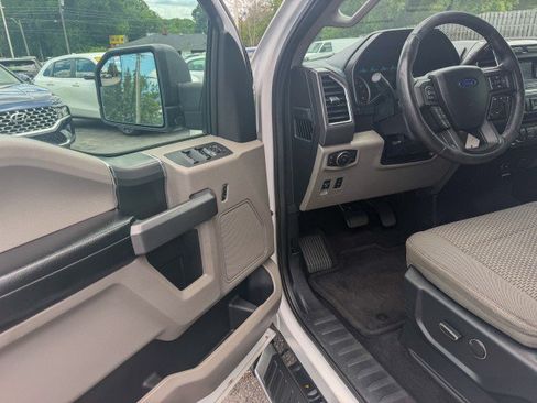 Used 2015 Ford F150 XLT w/ Equipment Group 301A Mid RWD image 13