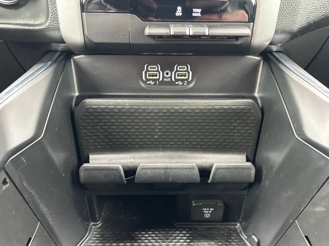 Used 2024 RAM 1500 Laramie AWD/4WD image 23