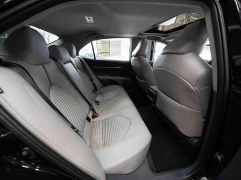 Used 2024 Toyota Camry SE w/ Convenience Package image 24