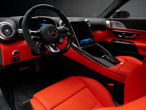 Used 2025 Mercedes-Benz AMG GT 55 image 2