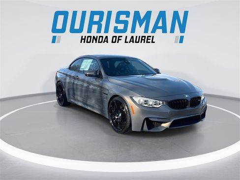 Used 2017 BMW M4 Convertible image 2