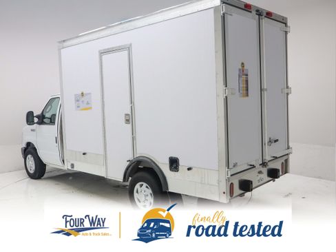 Used 2023 Ford E-350 and Econoline 350 Super Duty w/ Power Windows & Locks Group RWD image 5