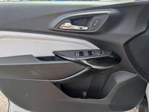 New 2026 Chevrolet Trax LT w/ Sunroof Package FWD image 15