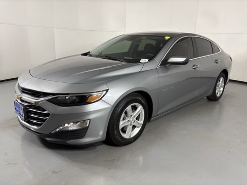 Used 2024 Chevrolet Malibu LT image 4