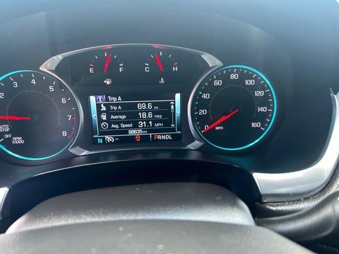 Used 2019 Chevrolet Traverse LT w/ LPO, Floor Liner Package AWD/4WD image 4