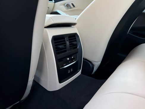 Certified 2025 BMW 330i xDrive Sedan w/ Premium Package image 16