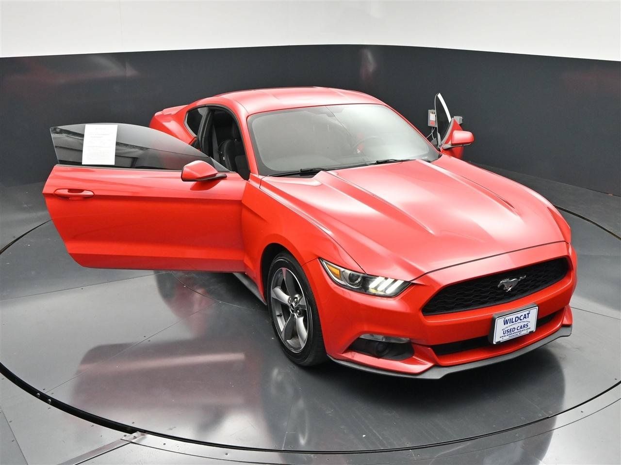 Used 2015 Ford Mustang Coupe w/ Equipment Group 051A RWD image 36