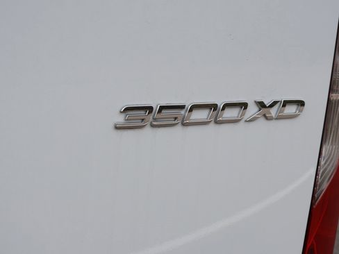 Used 2024 Mercedes-Benz Sprinter 3500 image 17