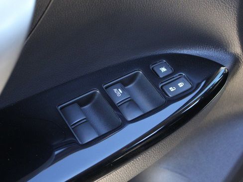 New 2026 Mitsubishi Eclipse Cross LE image 15