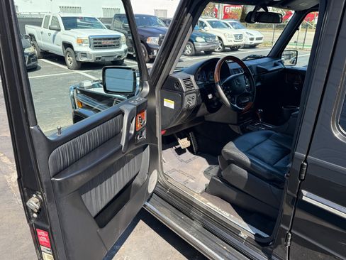 Used 2011 Mercedes-Benz G 55 AMG 4MATIC image 10