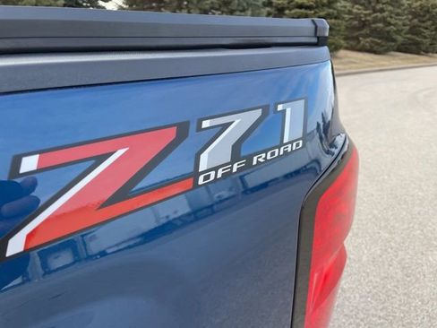 Used 2019 Chevrolet Silverado 1500 LT w/ All Star Edition image 9