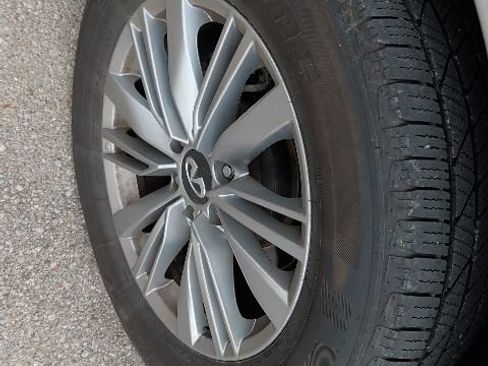 Used 2019 INFINITI QX80 Luxe w/ Cargo Package image 28