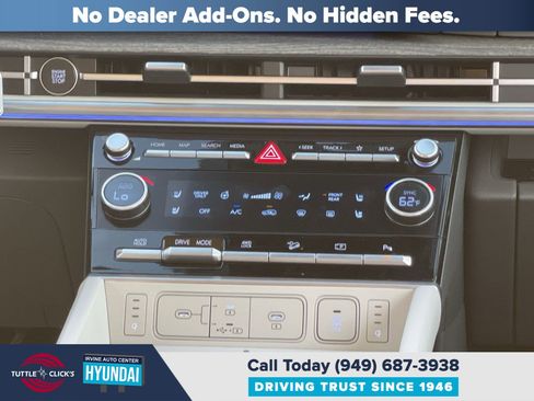Used 2025 Hyundai Santa Fe Calligraphy AWD/4WD image 13