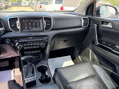 Used 2018 Kia Sportage EX w/ EX Premium Package AWD/4WD image 12
