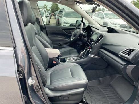 Certified 2023 Subaru Forester Touring AWD/4WD image 17