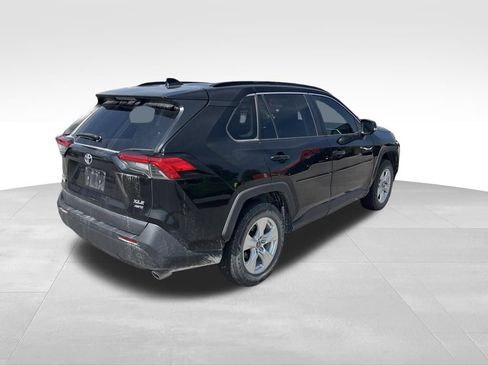 Used 2021 Toyota RAV4 XLE w/ Convenience Package AWD/4WD image 7