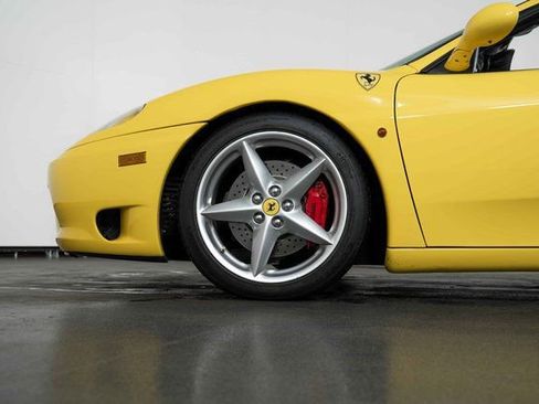 Used 2001 Ferrari 360 Spider image 12