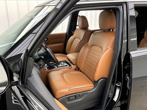 Certified 2024 INFINITI QX80 Sensory w/ Cargo Package image 8