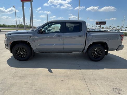 New 2026 Nissan Frontier SV image 5