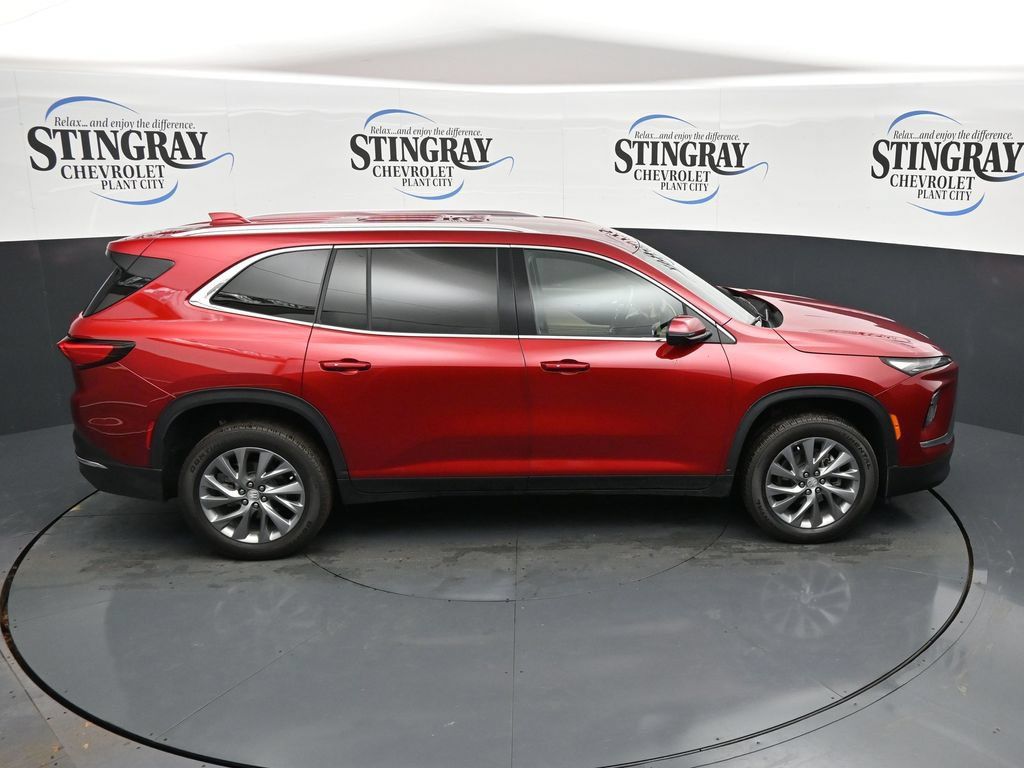 Used 2025 Buick Enclave Preferred w/ Power Package FWD image 25