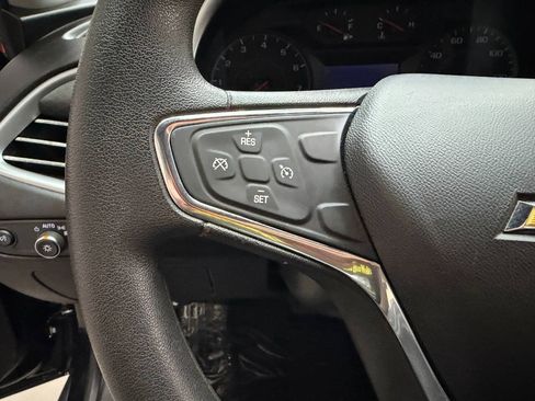 Used 2018 Chevrolet Malibu LS FWD image 23