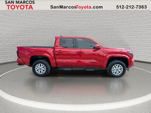 Used 2026 Toyota Tacoma SR5 AWD/4WD image 5