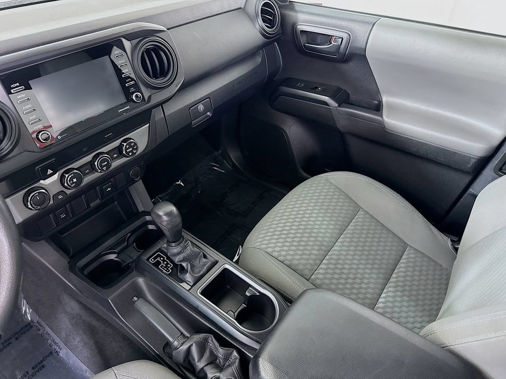 Used 2022 Toyota Tacoma SR AWD/4WD image 27