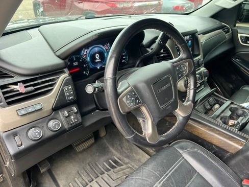 Used 2018 GMC Yukon Denali AWD/4WD image 15