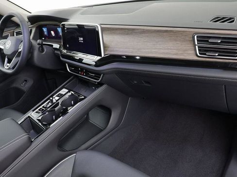 New 2026 Volkswagen Atlas SEL Premium R-Line image 21