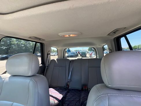Used 2005 Chevrolet TrailBlazer LT AWD/4WD image 17