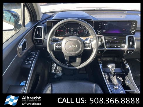 Used 2022 Kia Sorento S w/ Panoramic Sunroof Package image 26