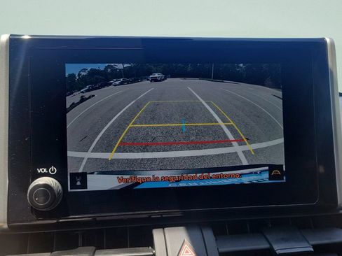 Used 2025 Toyota RAV4 XLE w/ Convenience Package FWD image 18