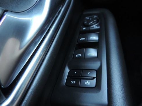 Used 2024 Chevrolet Tahoe Z71 w/ Off-Road Capability Package image 29