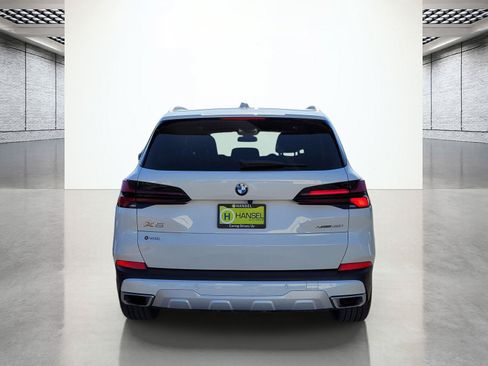 Used 2026 BMW X5 xDrive40i AWD/4WD image 8