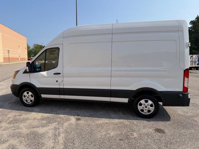 Used 2017 Ford Transit 250 148 High Roof RWD image 7