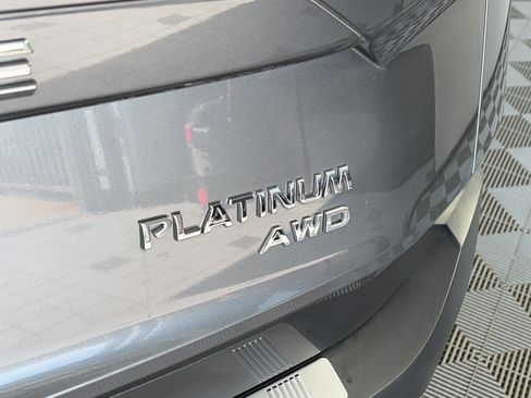 Certified 2023 Nissan Rogue Platinum w/ Platinum Premium Package AWD/4WD image 17