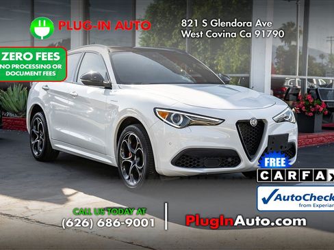 Used 2022 Alfa Romeo Stelvio Veloce AWD/4WD image 4
