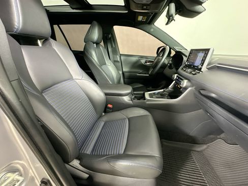 Used 2020 Toyota RAV4 XSE AWD/4WD image 42