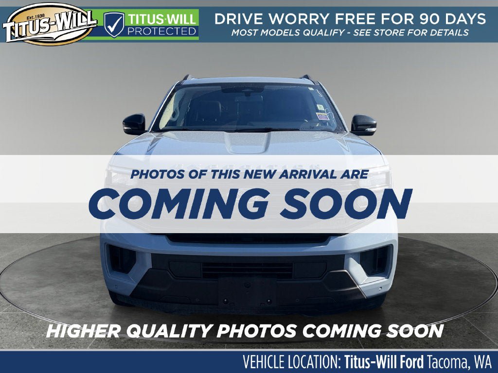 Used 2025 Ford Expedition Active AWD/4WD image 2