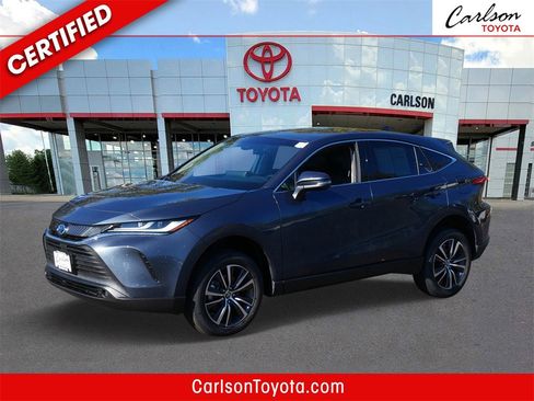 Used 2024 Toyota Venza LE image 1