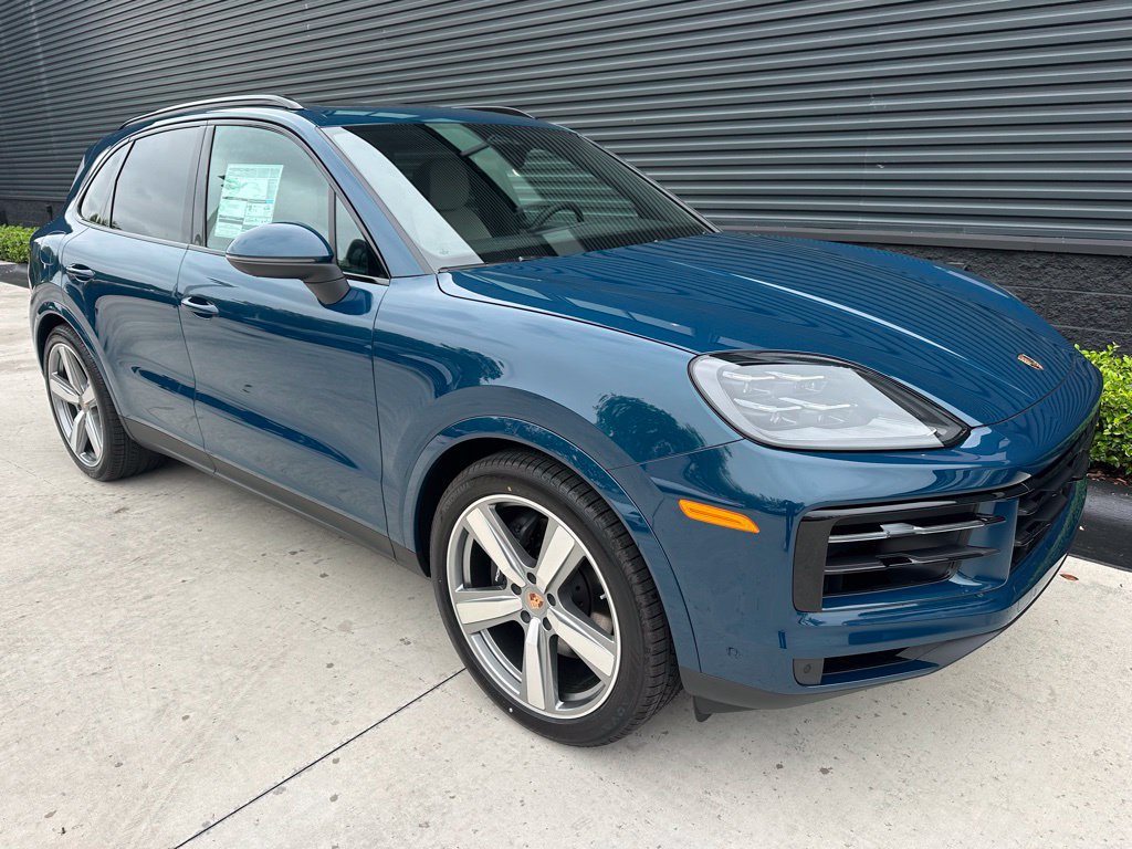 Certified 2026 Porsche Cayenne AWD/4WD image 11