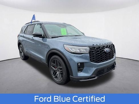 Certified 2025 Ford Explorer ST AWD/4WD image 1