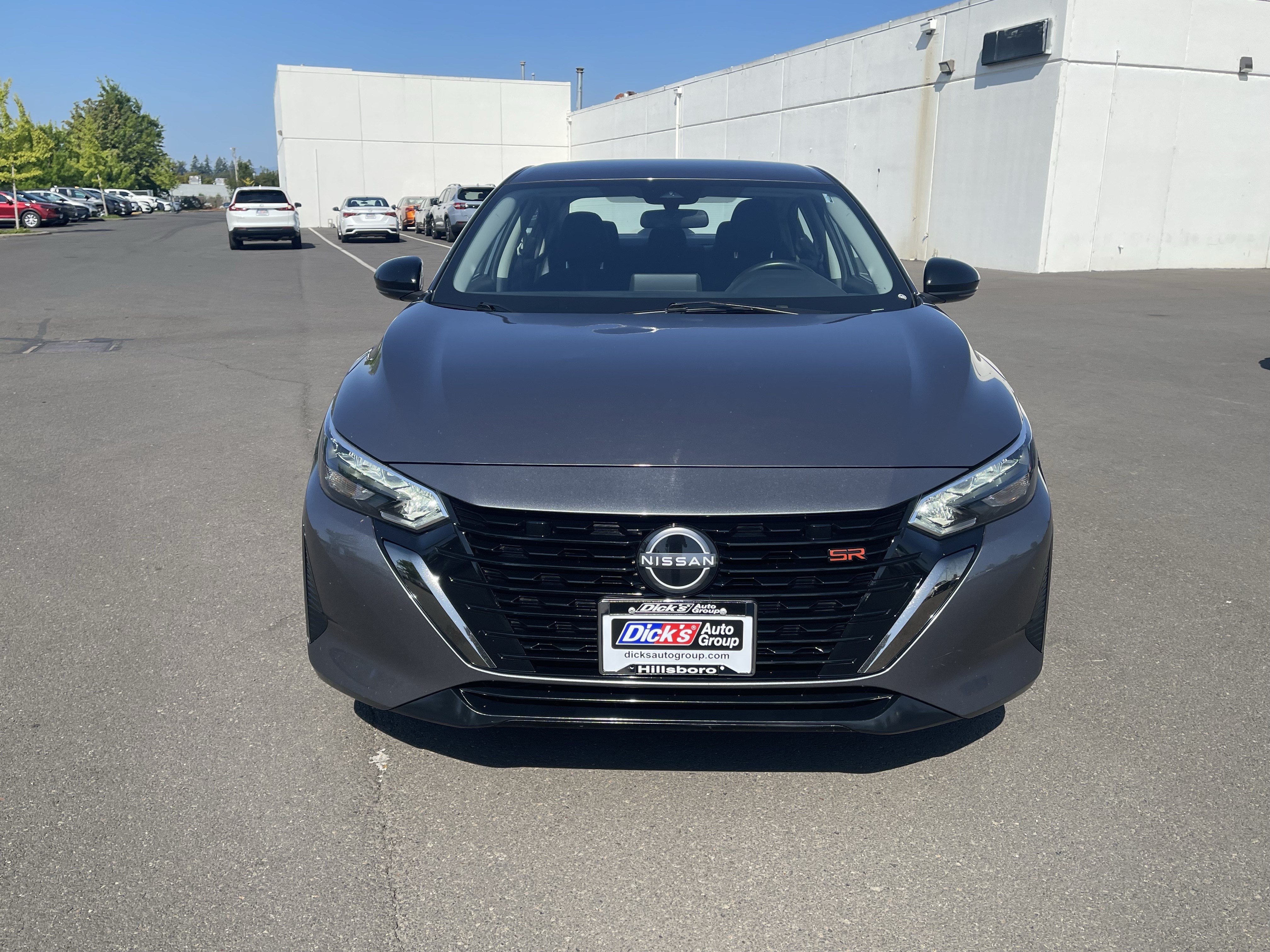 Used 2025 Nissan Sentra SR FWD image 8