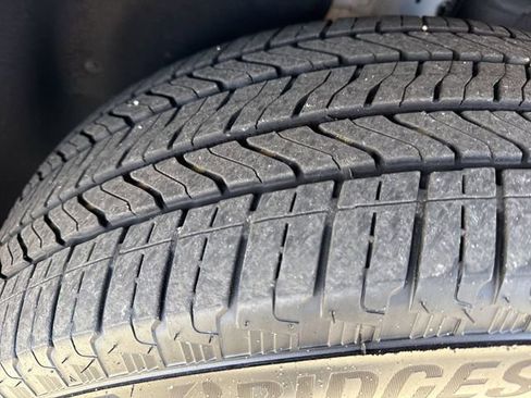 Certified 2025 GMC Acadia Elevation image 47