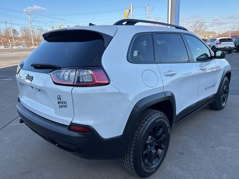 Used 2022 Jeep Cherokee Latitude w/ Sun & Sound Group image 6