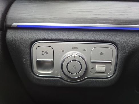 New 2026 Mercedes-Benz GLS 450 4MATIC image 21