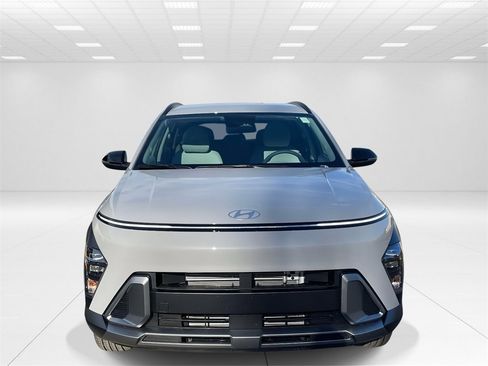 New 2026 Hyundai Kona SEL Premium image 2