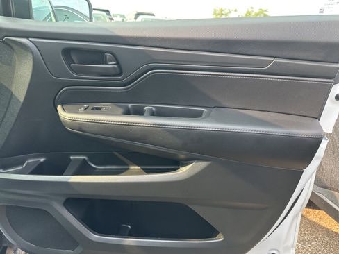 Used 2023 Honda Odyssey EX-L image 38