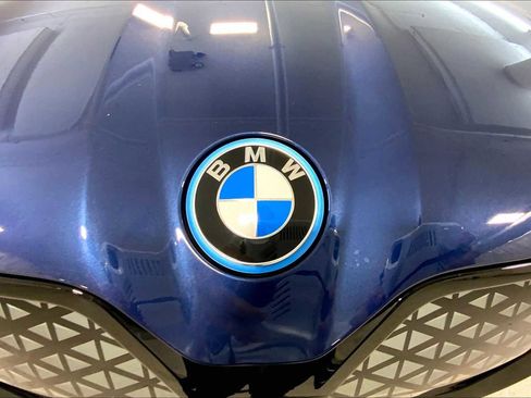 Used 2022 BMW iX xDrive50 w/ Convenience Package image 30