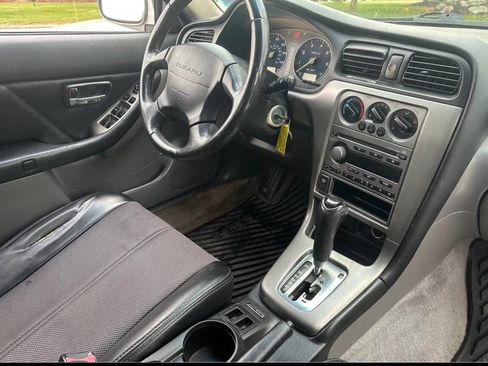 Used 2005 Subaru Baja Turbo image 10